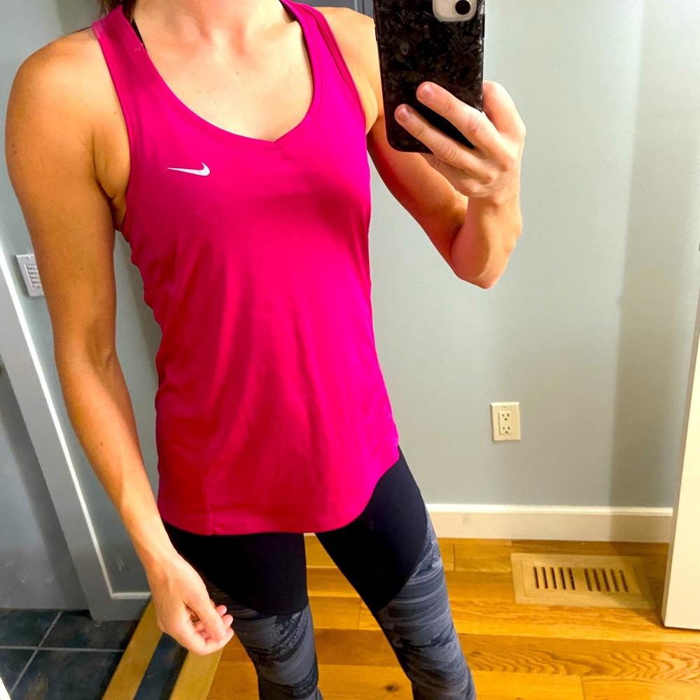 Nike xs raspberry pink work out tank top